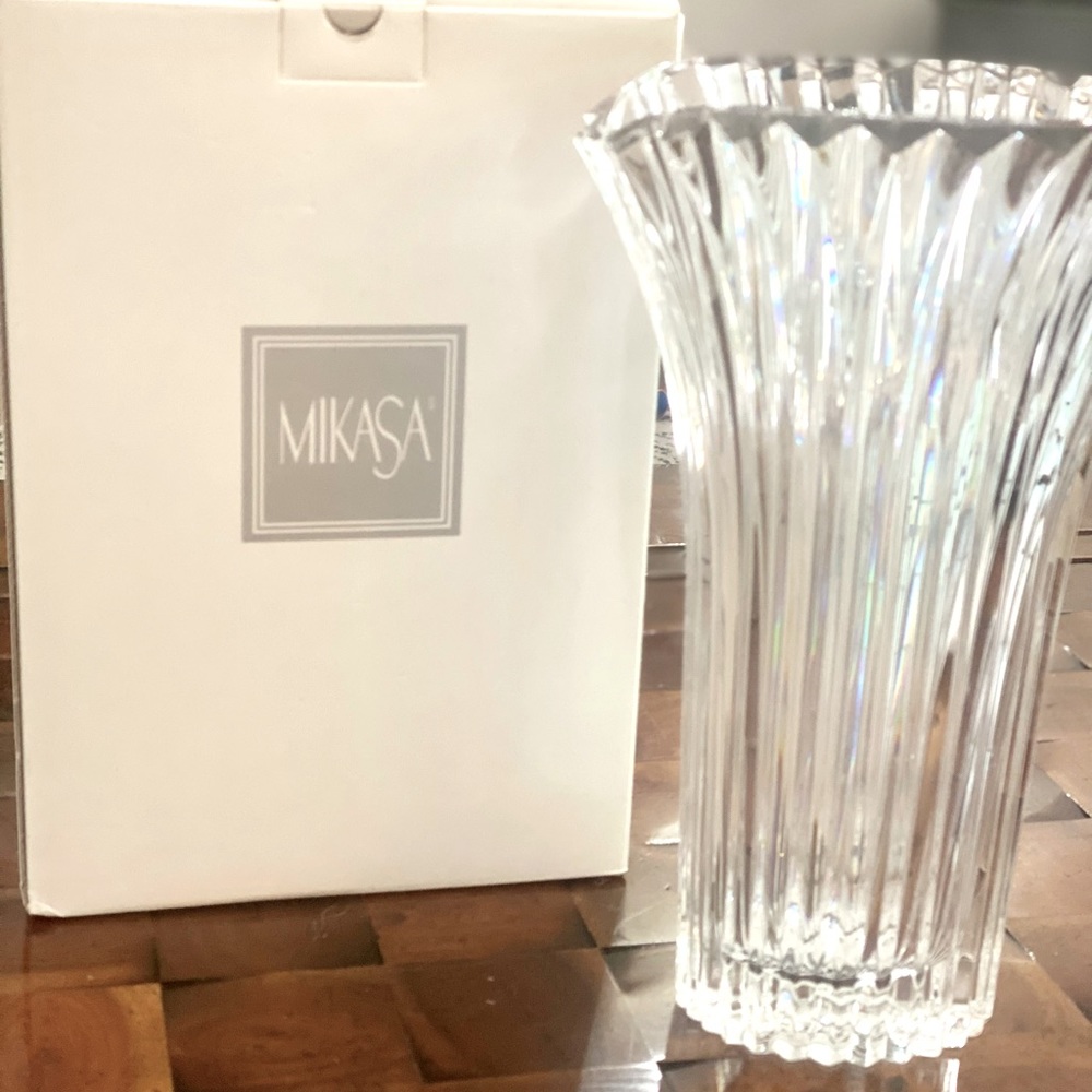 Mikasa 10.5” Excelsior German Crystal Vase. New